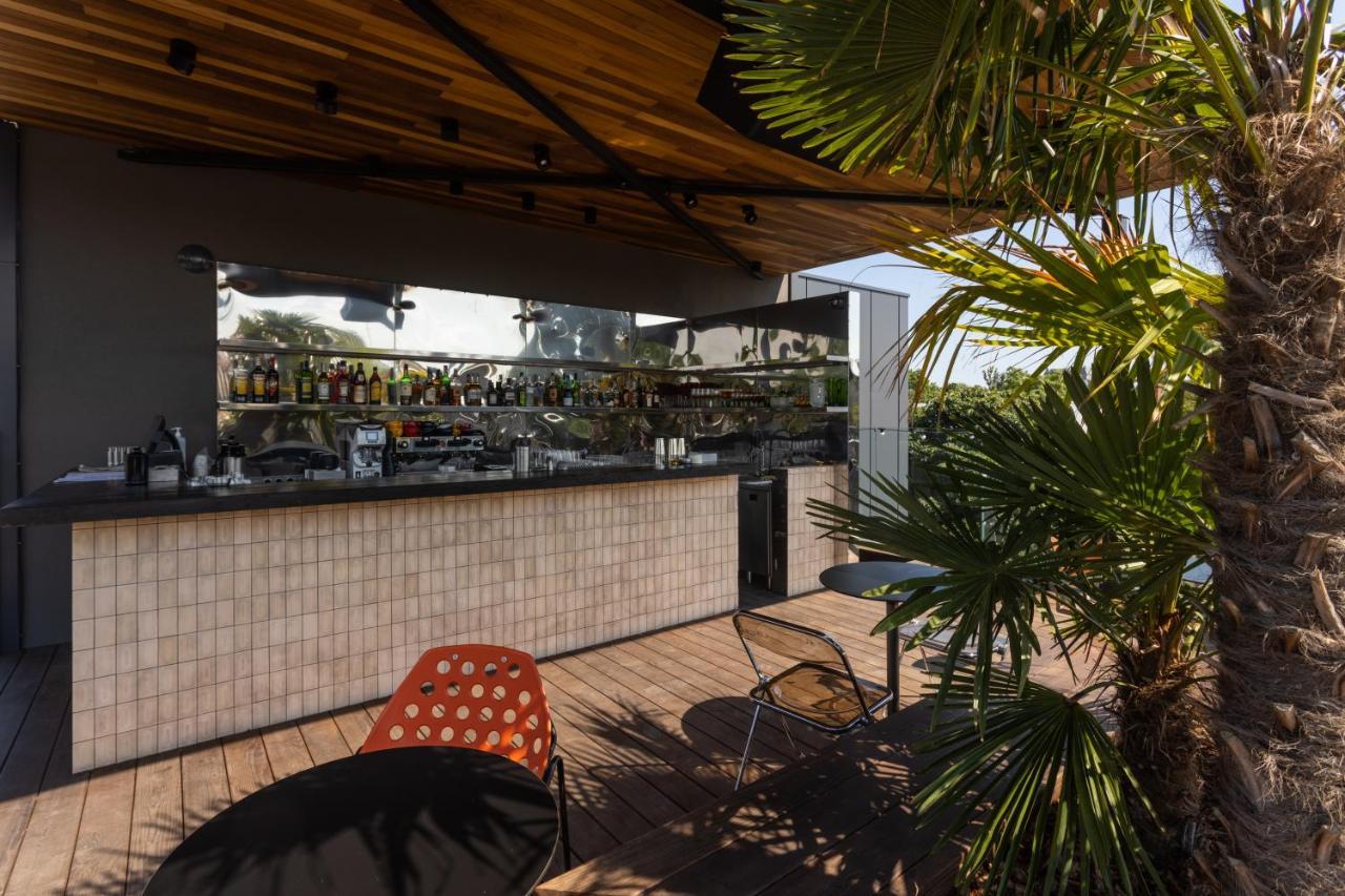 Brik Hotel Odessa Extérieur photo