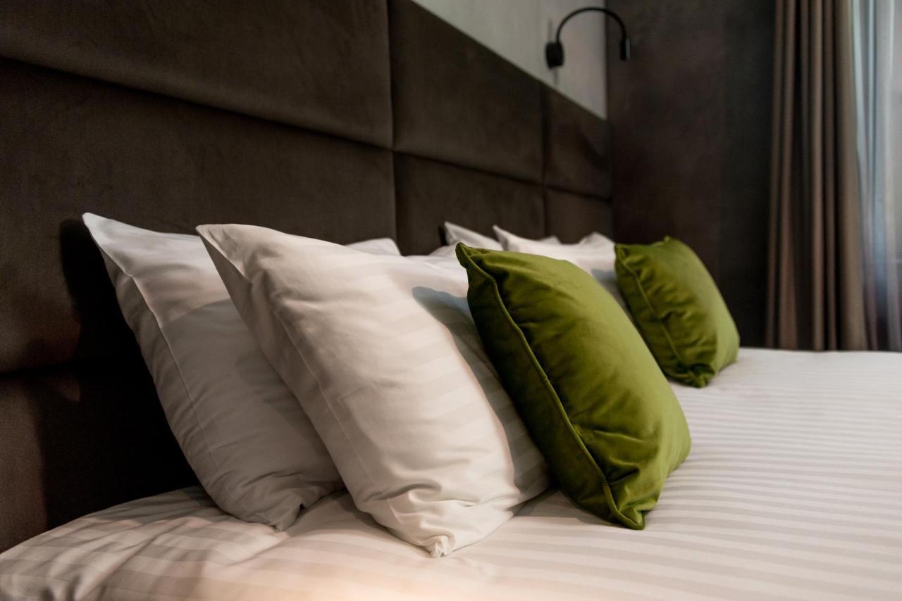 Brik Hotel Odessa Extérieur photo